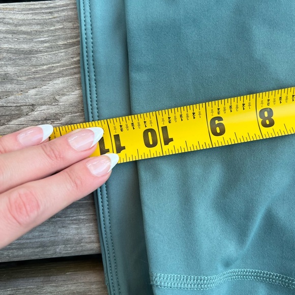 Xersion Women’s Size Small 7/8 Ankle Leggings High Rise Compression Sage Green - Picture 7 of 9